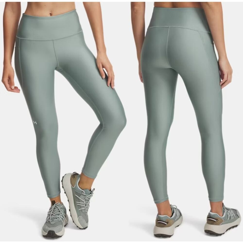 Under Armour UA Tech HeatGear 4-Way Stretch 26" Pocket Leggings in Silica Green
